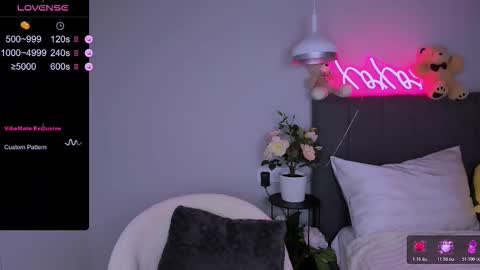 Snapshot of ashley__jess chatting on November 2025 04:01:02 PM Ashley online show from November 2025 04:01:02 PM