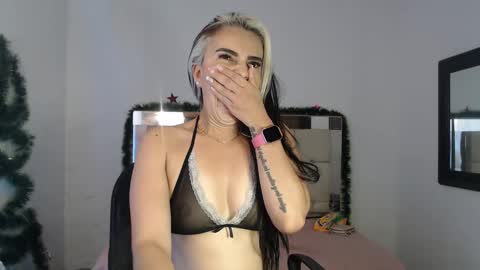 ashley__tylor online show from January 2025 07:34:02 AM