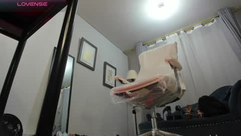 ashley_leon_ online show from January 2025 12:03:02 PM