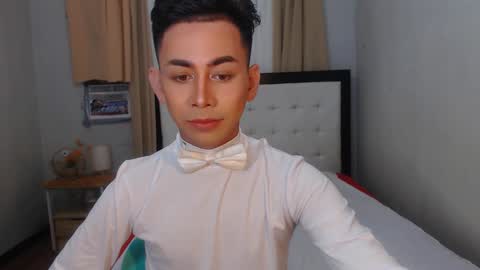 ashley online show from December 2024 04:39:02 PM