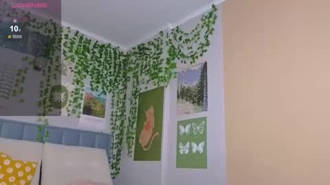 Ashle online show from October 2025 03:50:01 AM