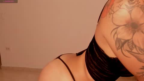 dahiana online show from November 2025 05:26:02 PM