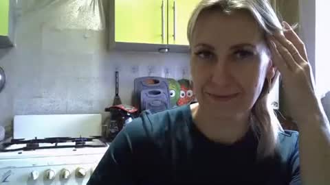 Snapshot of ashleyxhoney chatting on October 2025 06:43:01 AM AshleyXHoney online show from October 2025 06:43:01 AM