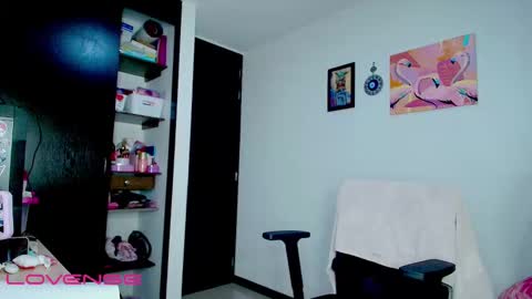 ashliecooperr online show from October 2025 06:33:01 AM