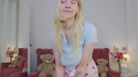 ashly_cherry online show from October 2025 11:43:01 AM