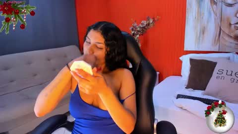 ashly online show from December 2024 12:20:02 PM