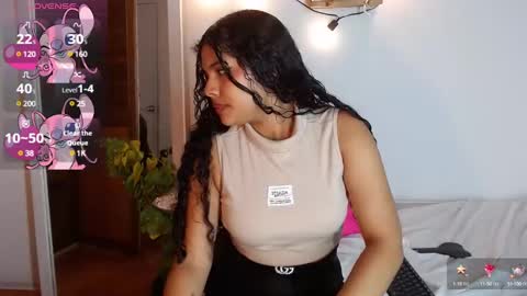 ashly online show from February 2025 08:25:01 PM