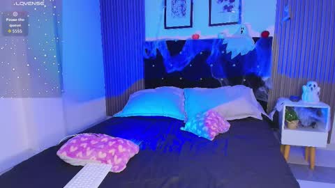 Snapshot of ashlycarteer chatting on October 2025 08:52:01 PM online show from October 2025 08:52:01 PM