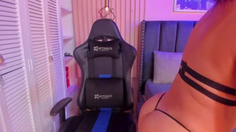 ashlye_miller_ online show from January 2025 04:04:01 AM