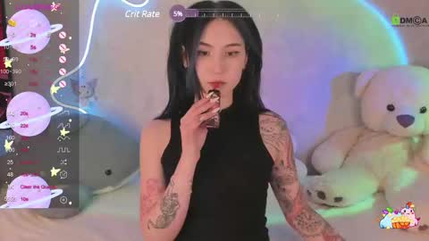 Emma online show from February 2025 07:12:02 PM