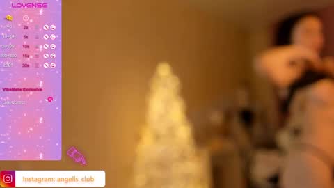 Snapshot of asian_angell chatting on January 2025 06:43:01 PM adeline online show from January 2025 06:43:01 PM