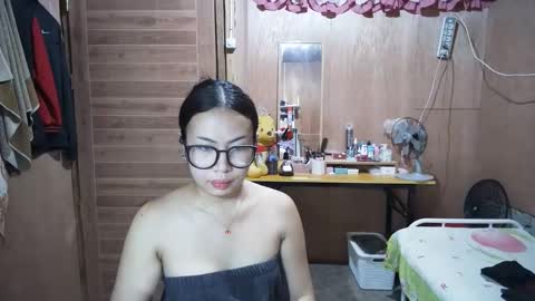 asian_llory online show from September 2025 01:39:01 AM