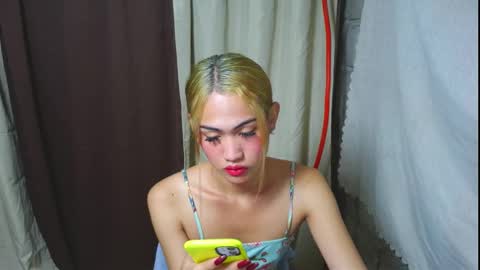 Snapshot of asian_loraine chatting on September 2025 01:46:02 PM LOVELY LORAINE online show from September 2025 01:46:02 PM