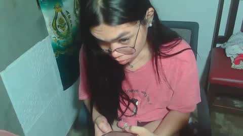 Rhean online show from February 2025 07:53:02 PM