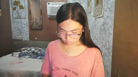 Snapshot of asian_rhean chatting on October 2025 10:56:02 AM Rhean online show from October 2025 10:56:02 AM