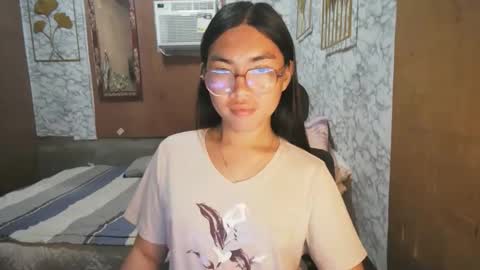 Snapshot of asian_rhean chatting on November 2025 10:37:01 AM Rhean online show from November 2025 10:37:01 AM