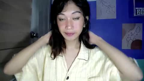 Snapshot of asianbarbie05 chatting on November 2025 06:28:02 PM SOFIA online show from November 2025 06:28:02 PM