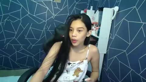 Snapshot of asianblair_x chatting on November 2025 02:54:01 PM asianblair_x online show from November 2025 02:54:01 PM