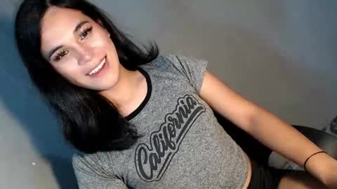 Snapshot of asianblk_barbiedoll chatting on October 2025 03:53:01 PM asianblk_barbiedoll online show from October 2025 03:53:01 PM