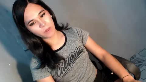 Snapshot of asianblk_barbiedoll chatting on October 2025 04:52:01 PM asianblk_barbiedoll online show from October 2025 04:52:01 PM