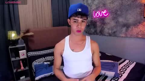 asiancum_peter online show from October 2025 10:16:02 AM