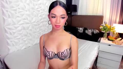 Snapshot of asianhugecockkim chatting on December 2024 09:50:02 AM KIM online show from December 2024 09:50:02 AM