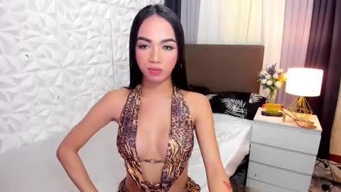 Snapshot of asianhugecockkim chatting on January 2025 09:37:02 AM KIM online show from January 2025 09:37:02 AM