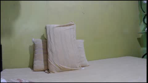 Mhay online show from November 2025 05:42:02 AM