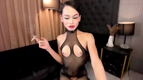 AGATHA online show from October 2025 01:27:02 AM