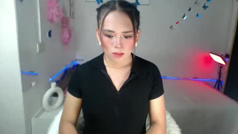 kendra turner online show from November 2025 01:23:01 PM