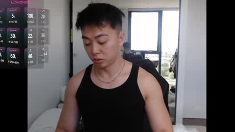 asiantwink online show from November 2025 05:39:02 AM