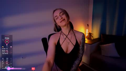 Snapshot of ask_alexa chatting on November 2025 10:43:01 PM Ask Alexa online show from November 2025 10:43:01 PM