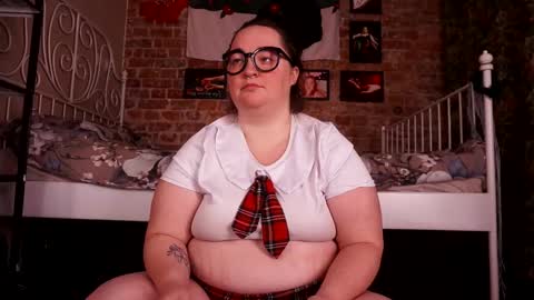 Snapshot of assgives chatting on November 2025 03:20:02 AM Eva online show from November 2025 03:20:02 AM