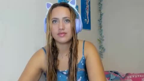 Ashly  online show from October 2025 07:46:02 PM