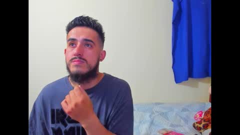 Snapshot of astredad2025 chatting on November 2025 03:05:01 AM Mag and Molly online show from November 2025 03:05:01 AM