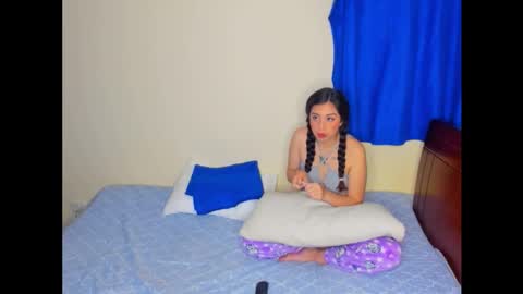 Snapshot of astredad2025 chatting on November 2025 03:16:01 AM Mag and Molly online show from November 2025 03:16:01 AM