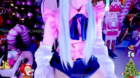 Snapshot of asuka_langleysoryu chatting on December 2024 09:33:01 PM Bonnie online show from December 2024 09:33:01 PM