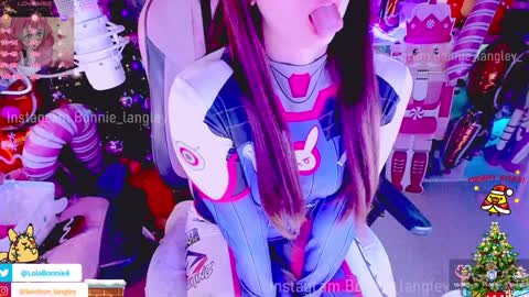 Snapshot of asuka_langleysoryu chatting on December 2024 11:06:02 PM Bonnie online show from December 2024 11:06:02 PM