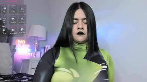 Snapshot of atena_hill chatting on September 2025 08:03:01 PM Athena online show from September 2025 08:03:01 PM