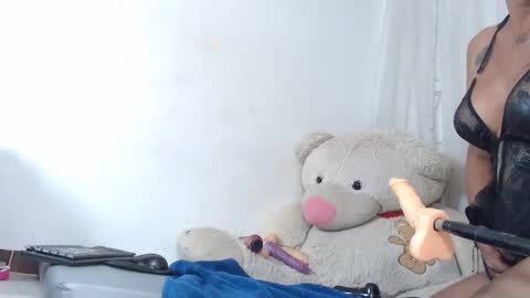 Snapshot of atenea_queen chatting on November 2025 10:10:02 PM atenea online show from November 2025 10:10:02 PM