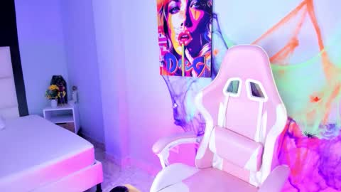 athenea__fox online show from November 2025 11:44:01 AM