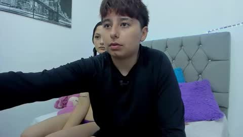 Snapshot of athenea_zuleinys chatting on December 2025 12:25:02 PM athenea_zuleinys online show from December 2025 12:25:02 PM