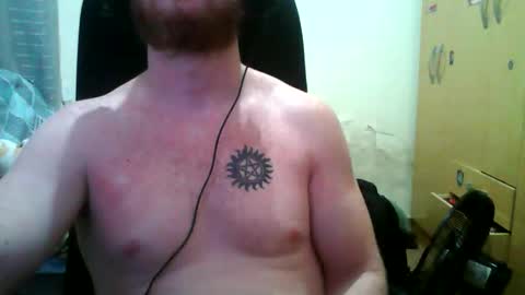 Snapshot of athleticboyy chatting on October 2025 03:51:02 AM Paul Van online show from October 2025 03:51:02 AM