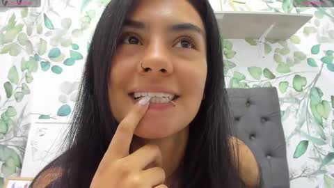 Atilana Diaz online show from February 2025 05:22:02 PM