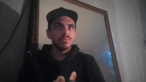 Snapshot of atmorin01 chatting on March 2025 01:35:02 AM Atmarin199 aka Dre online show from March 2025 01:35:02 AM