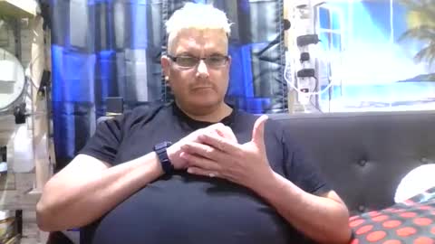 Snapshot of atr2424 chatting on December 2024 08:43:02 AM A online show from December 2024 08:43:02 AM