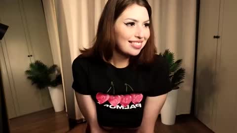 Eve or Dora the Sexplorer D online show from November 2025 08:21:01 PM