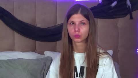 Snapshot of audreybarlow chatting on November 2025 06:21:01 PM Audrey online show from November 2025 06:21:01 PM