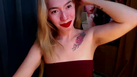 Miss awra online show from February 2025 04:39:02 AM