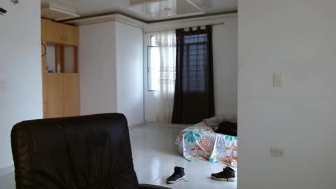 Snapshot of aureliv1 chatting on October 2025 09:24:01 PM Aureliano online show from October 2025 09:24:01 PM